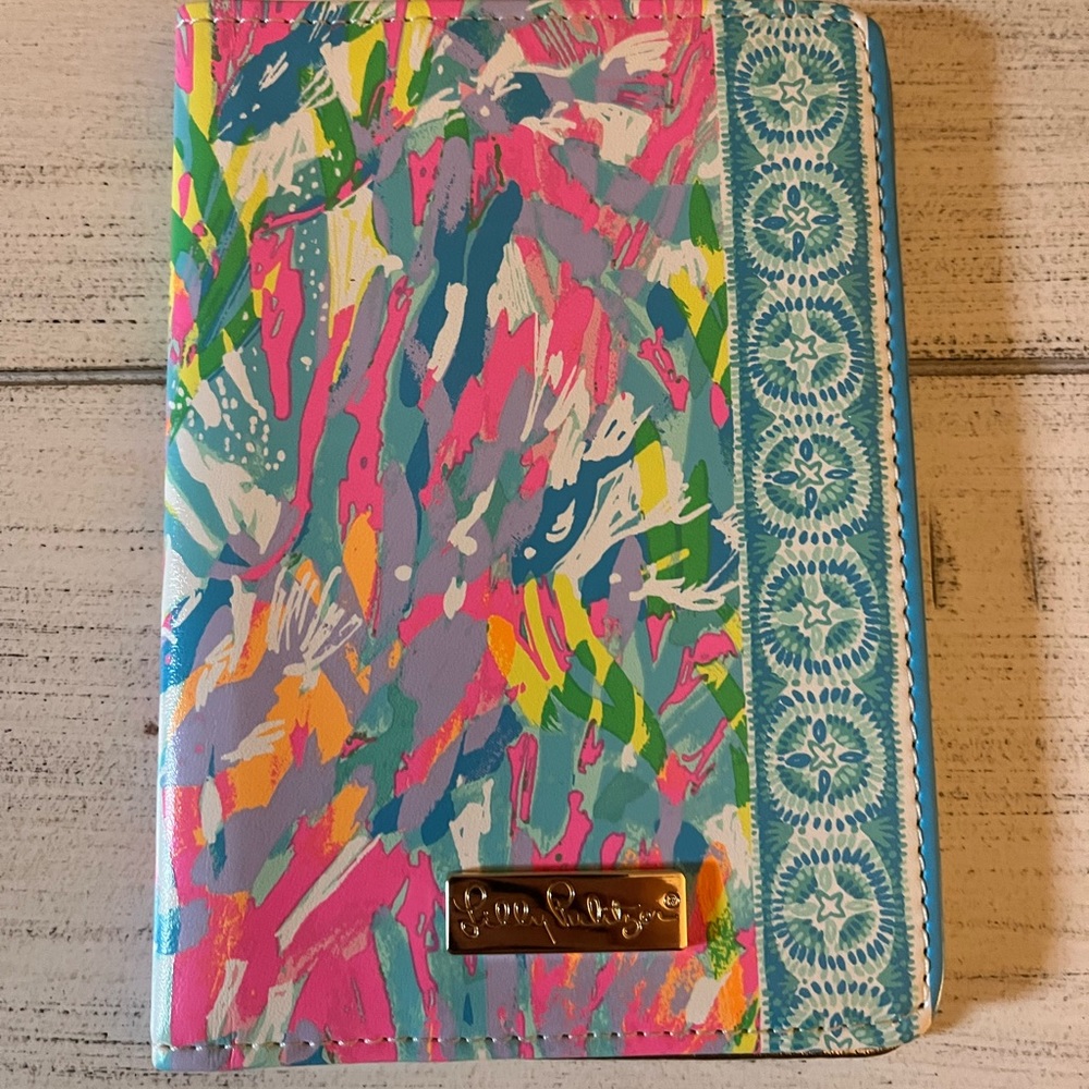 Lilly Pulitzer Passport Case 🏝💕